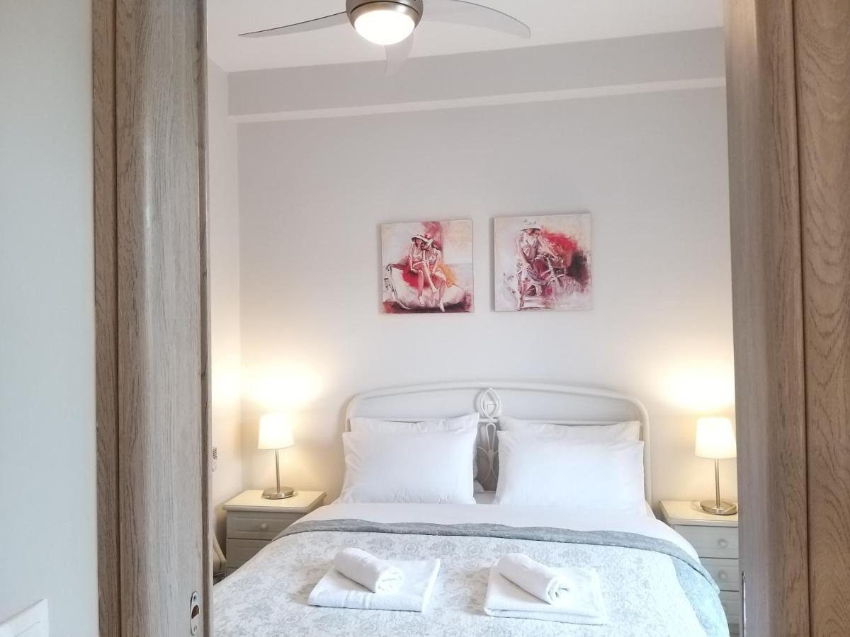 New, Bright, Cozy, Autonomous Apartment With Private Entrance And Garden, 42 M2, 5Min To The Beach And City Center Καλαμάτα Εξωτερικό φωτογραφία